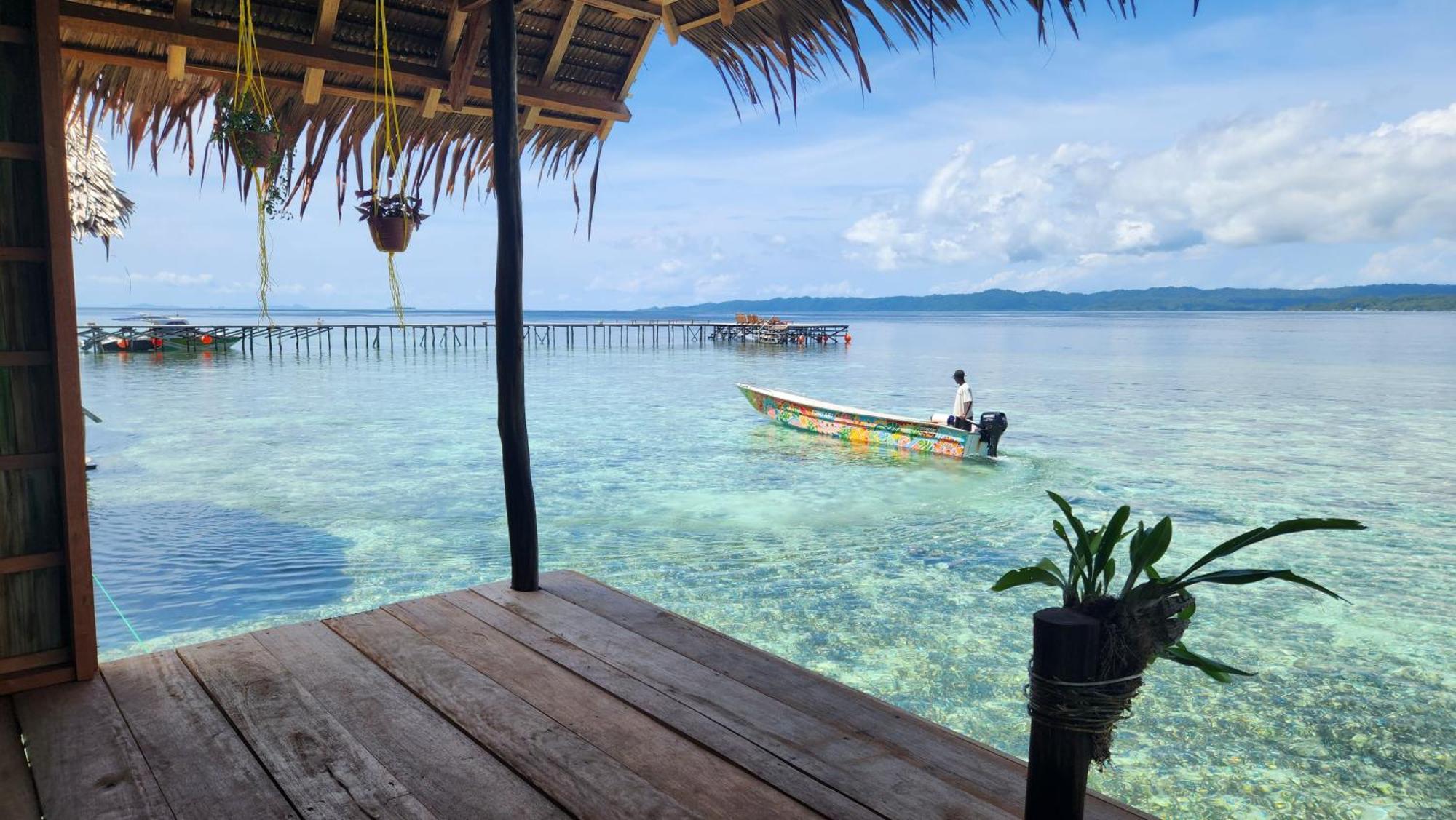 Terimakasih Homestay Pulau Mansuar Eksteriør billede